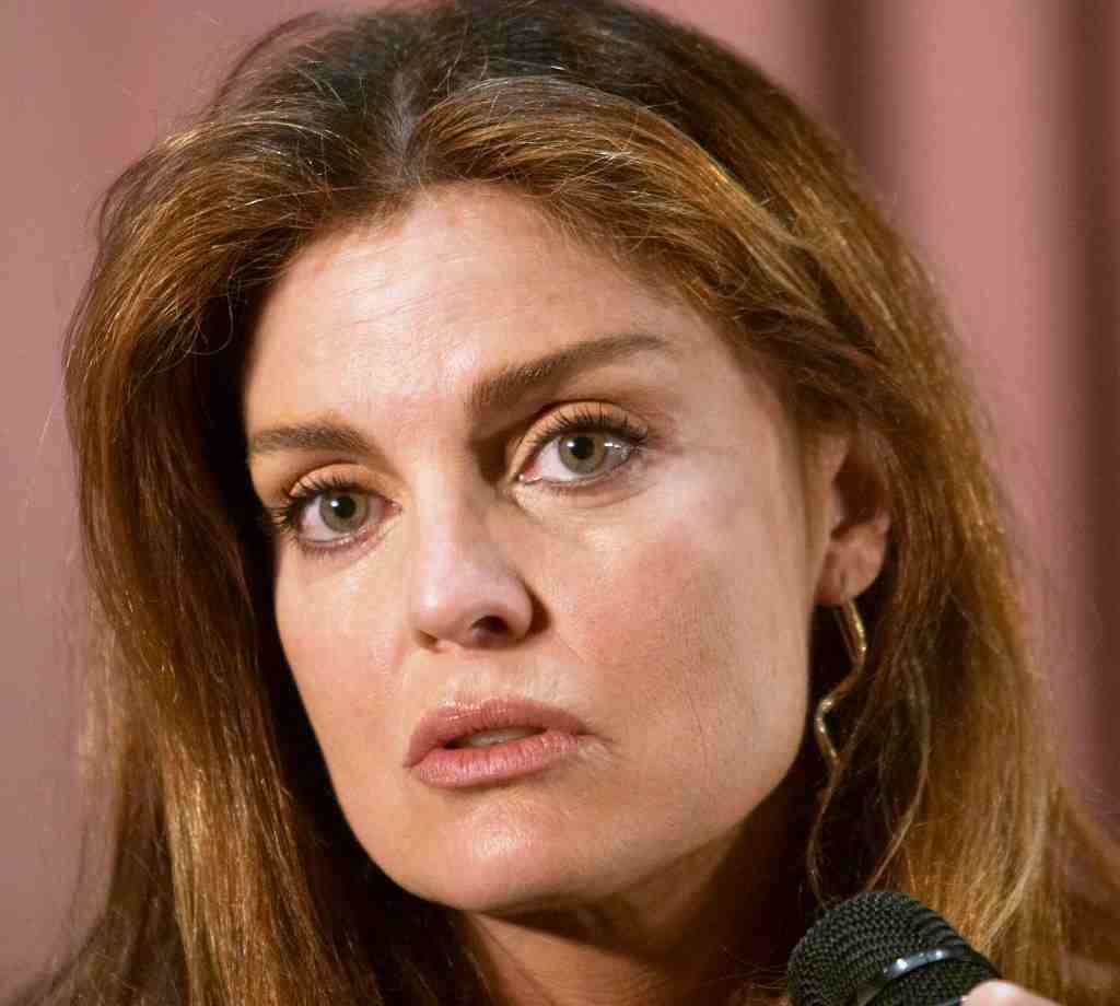 Tracy Scoggins - Images